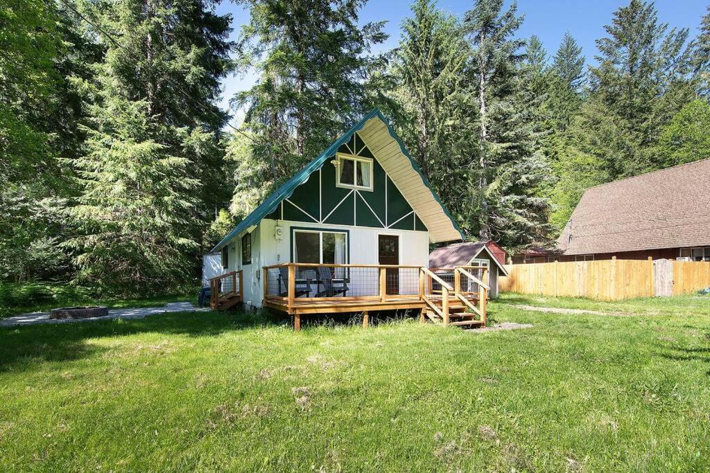 R & R Chalet At Mt. Rainier Ashford Exteriör bild